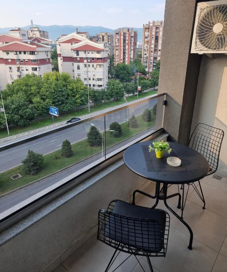 Modern & Trendy Apartment Skopje Exterior photo