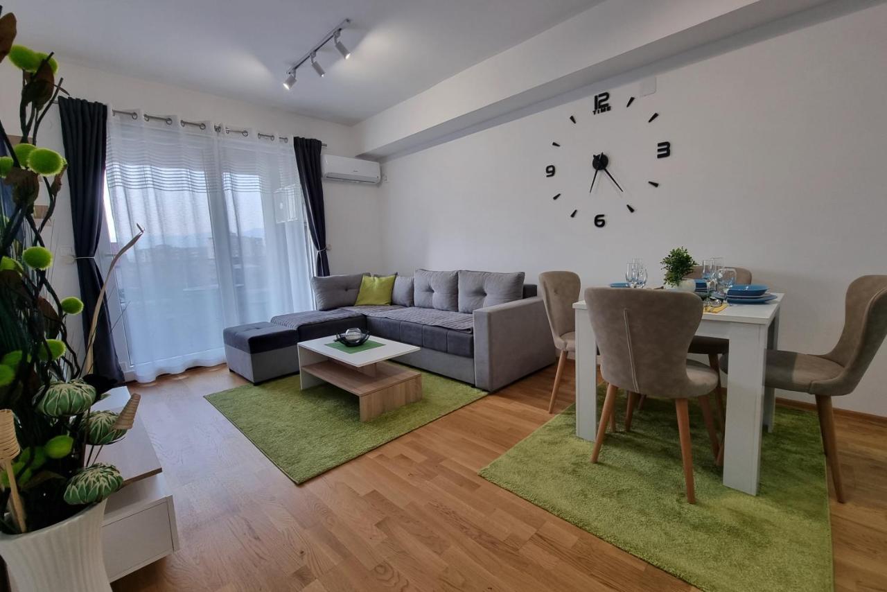 Modern & Trendy Apartment Skopje Exterior photo